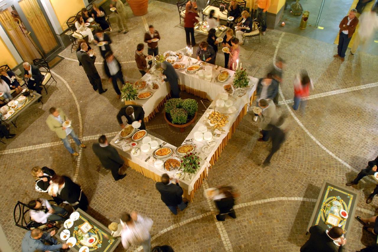 City Hotel Casoria Εξωτερικό φωτογραφία