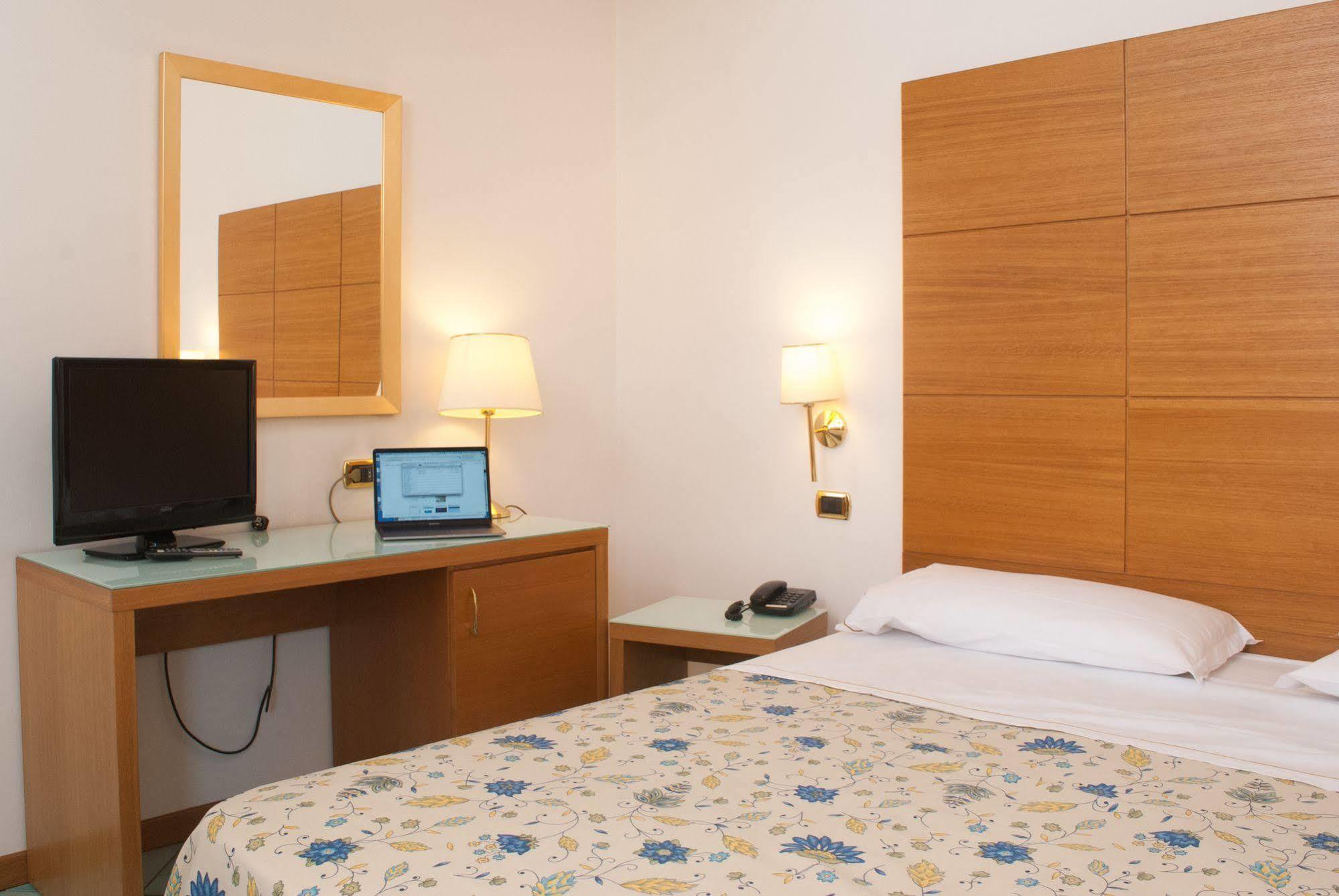 City Hotel Casoria Εξωτερικό φωτογραφία