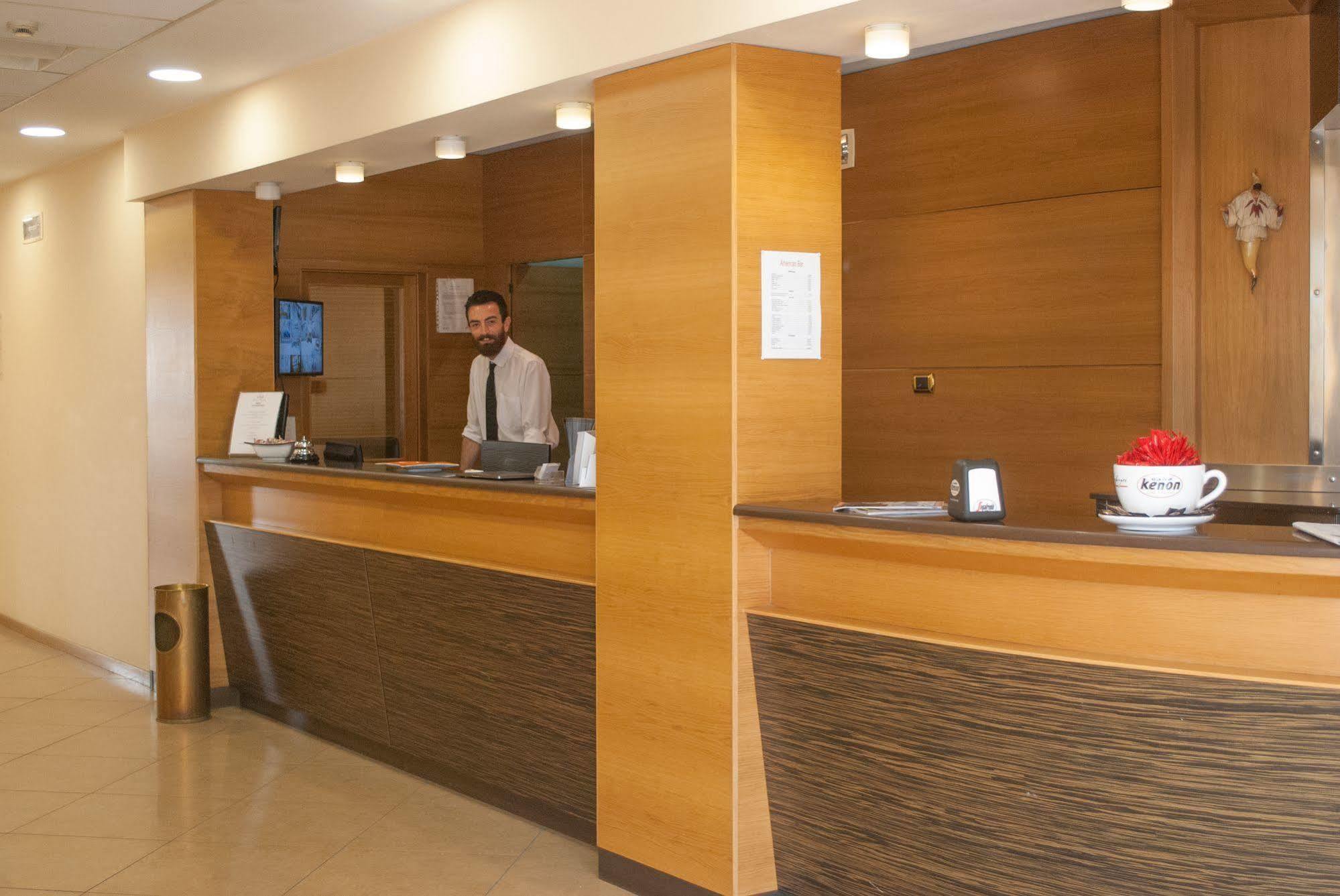 City Hotel Casoria Εξωτερικό φωτογραφία